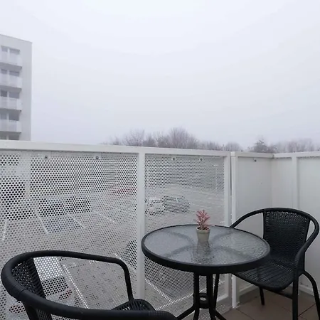 Brand New Near The Airport With Free Parking Apartmán Bratislava