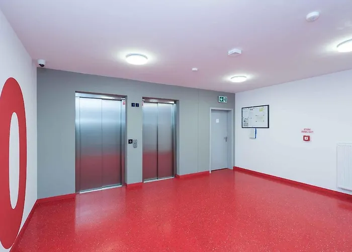 Brand New Near The Airport With Free Parking * 브라티슬라바